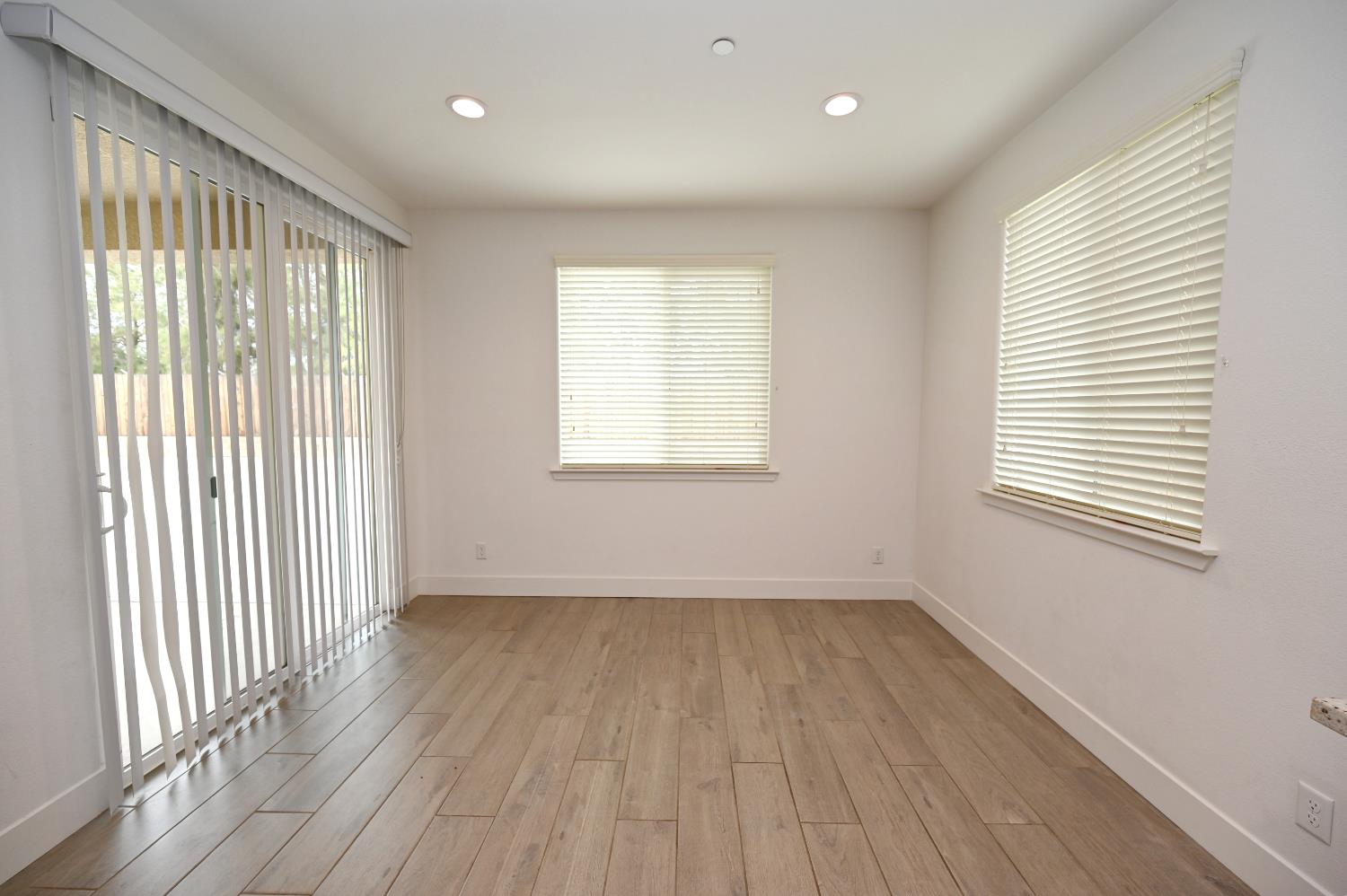 3919 Mitchell Avenue Clovis, CA 93619 - Photo 15 of 35