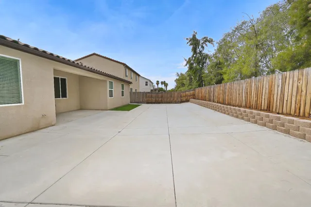 $545,000 | 3919 Mitchell Avenue, Clovis, CA 93619