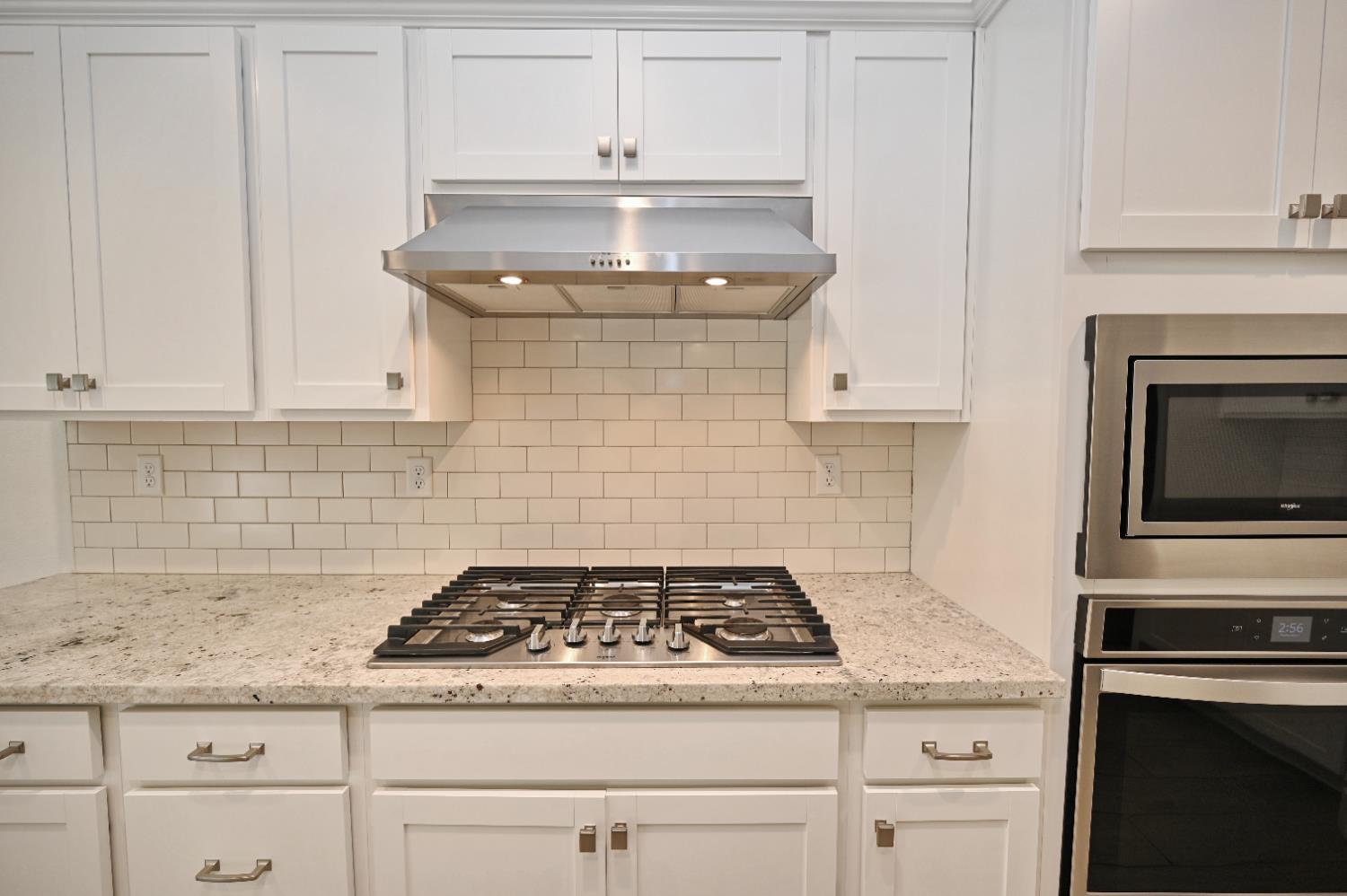 3919 Mitchell Avenue Clovis, CA 93619 - Photo 7 of 35