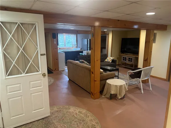 $1,600 | 5 Nevis Court, Westerly, RI 02891