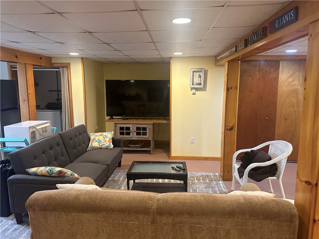 5 Nevis Court Westerly, RI 02891 - Photo 3 of 8