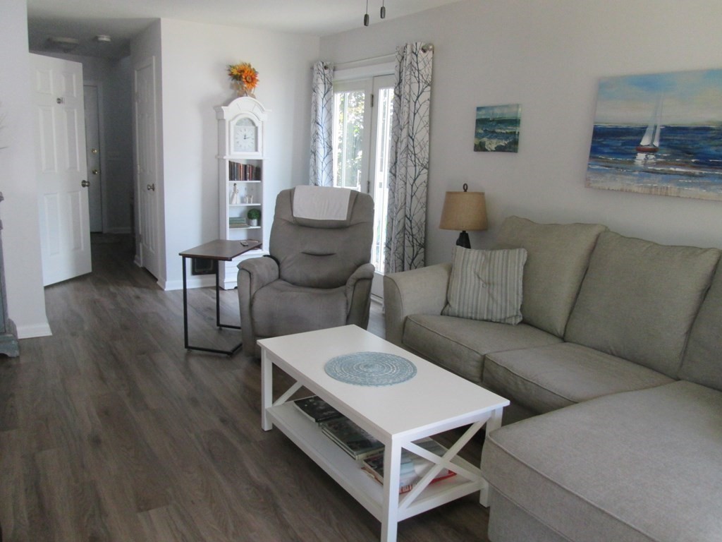 306 Beacon Park Road, Unit 306 Webster, MA 01570 - Photo 20 of 40