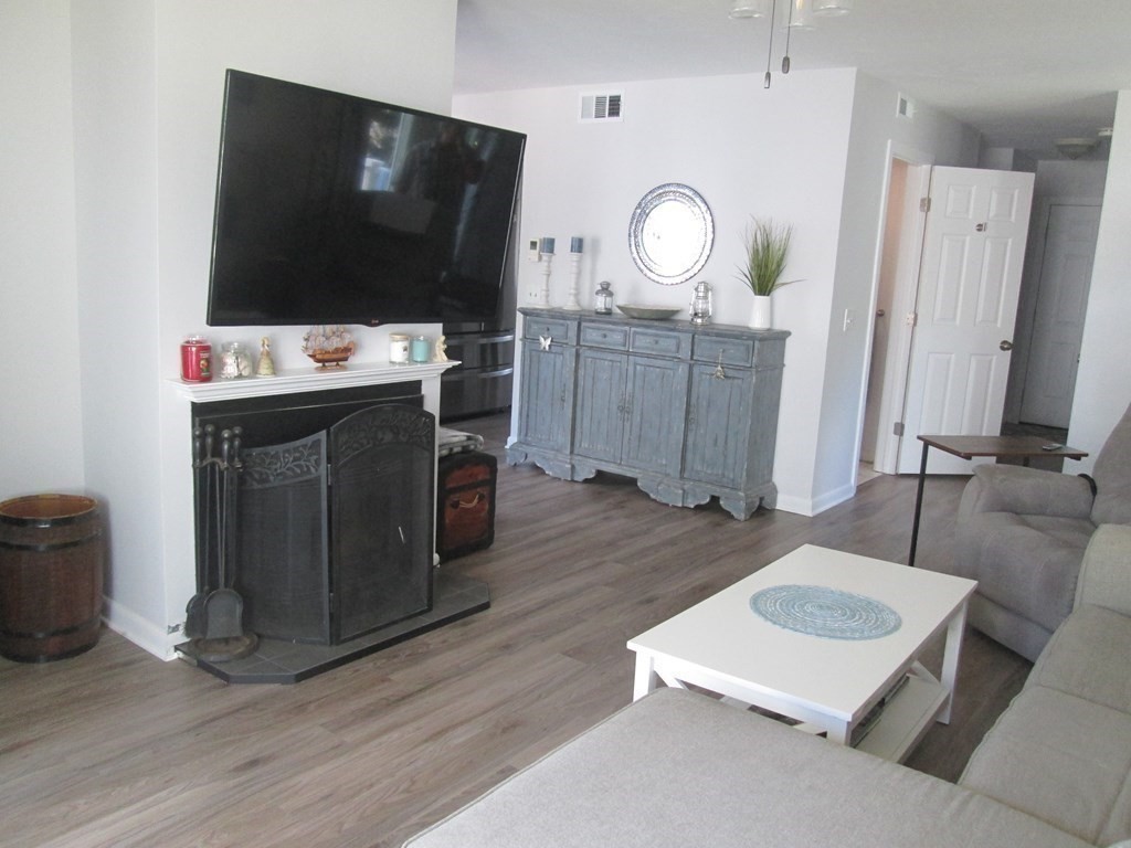 306 Beacon Park Road, Unit 306 Webster, MA 01570 - Photo 22 of 40