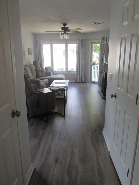 306 Beacon Park Road, Unit 306 Webster, MA 01570 - Photo 24 of 40