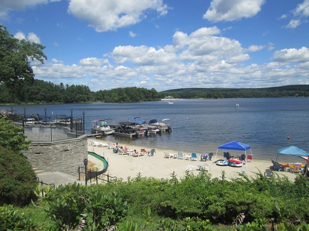 306 Beacon Park Road, Unit 306 Webster, MA 01570 - Photo 3 of 40