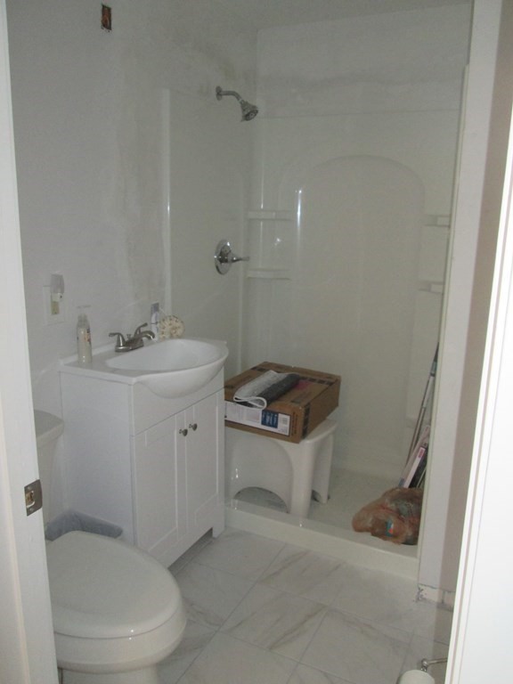 306 Beacon Park Road, Unit 306 Webster, MA 01570 - Photo 38 of 40