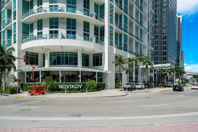 $650,000 | 300 South Biscayne Boulevard, Unit L410, Miami, FL 33131