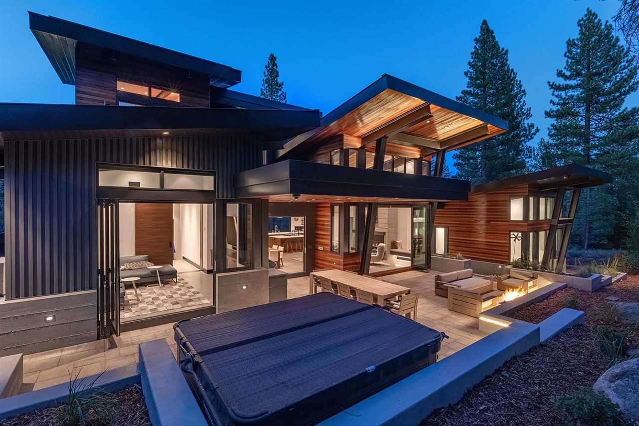 10629 Carson Range Road Truckee, CA 96161 - Photo 17 of 21 a view of a chairs and table in patio