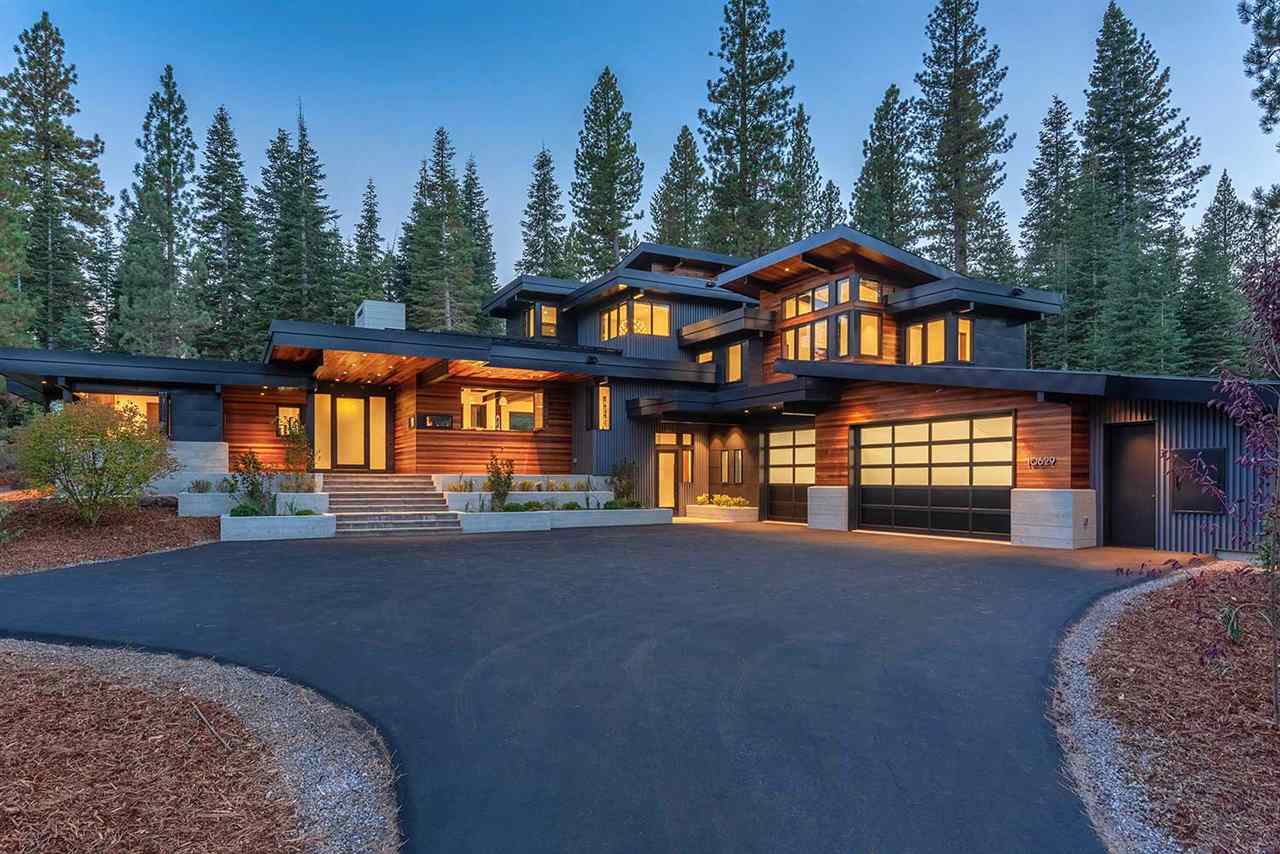 10629 Carson Range Road Truckee, CA 96161 - Photo 18 of 21 a front view of a house with a yard