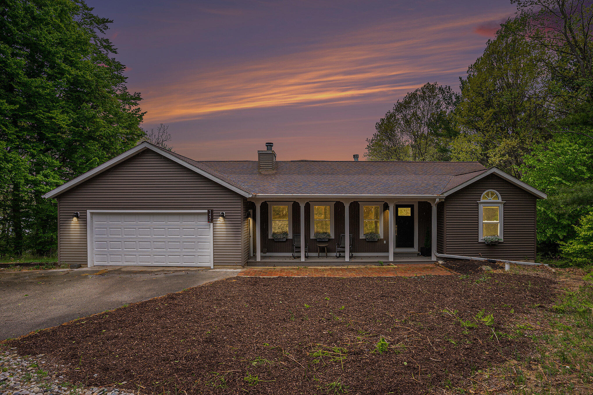 7431 West Buchanan Road Shelby, MI 49455 - Photo 34 of 36 001_dsc02645_-_twilight_899