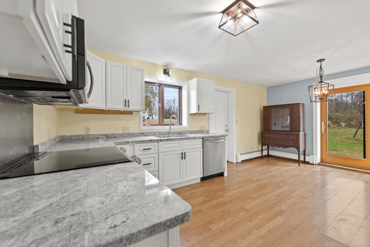 290 Springhill Road Bennington, VT 05201 - Photo 4 of 34 Gallery Image 4