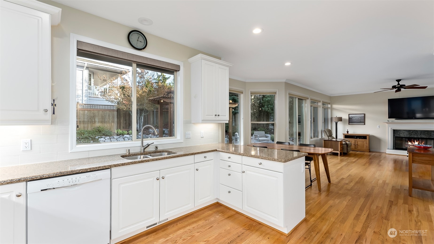 732 Racine Street Bellingham, WA 98229 - Photo 3 of 32 Gallery Image 3