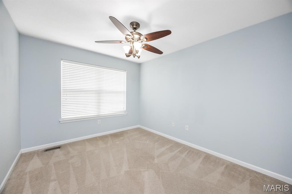 109 Sunnybrooke Troy, IL 62294 - Photo 18 of 38