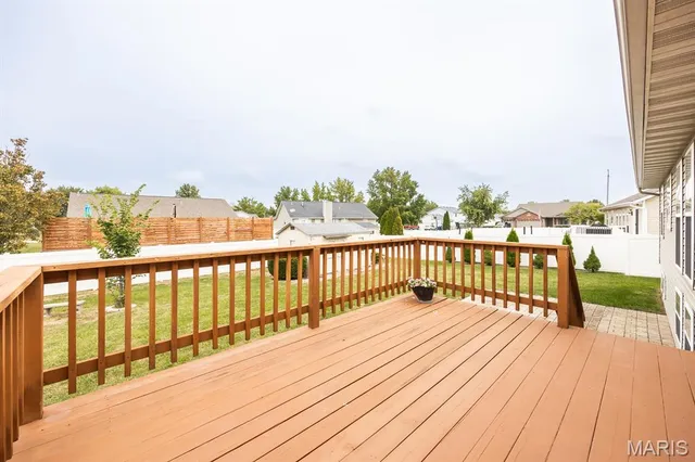 $375,000 | 109 Sunnybrooke, Troy, IL 62294