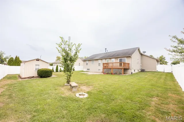 $375,000 | 109 Sunnybrooke, Troy, IL 62294