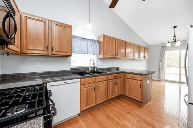 $375,000 | 109 Sunnybrooke, Troy, IL 62294