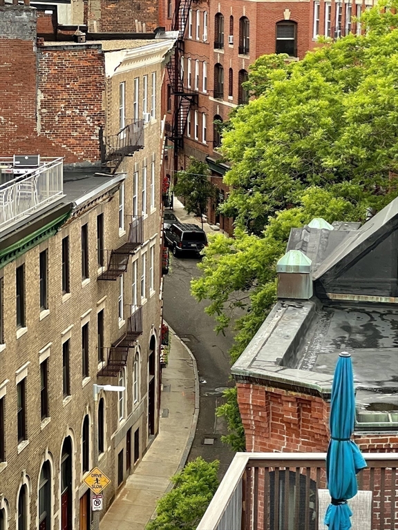 15 Charter Street, Unit 4 Boston, MA 02113 - Photo 38 of 42 a balcony view with an outdoor seating