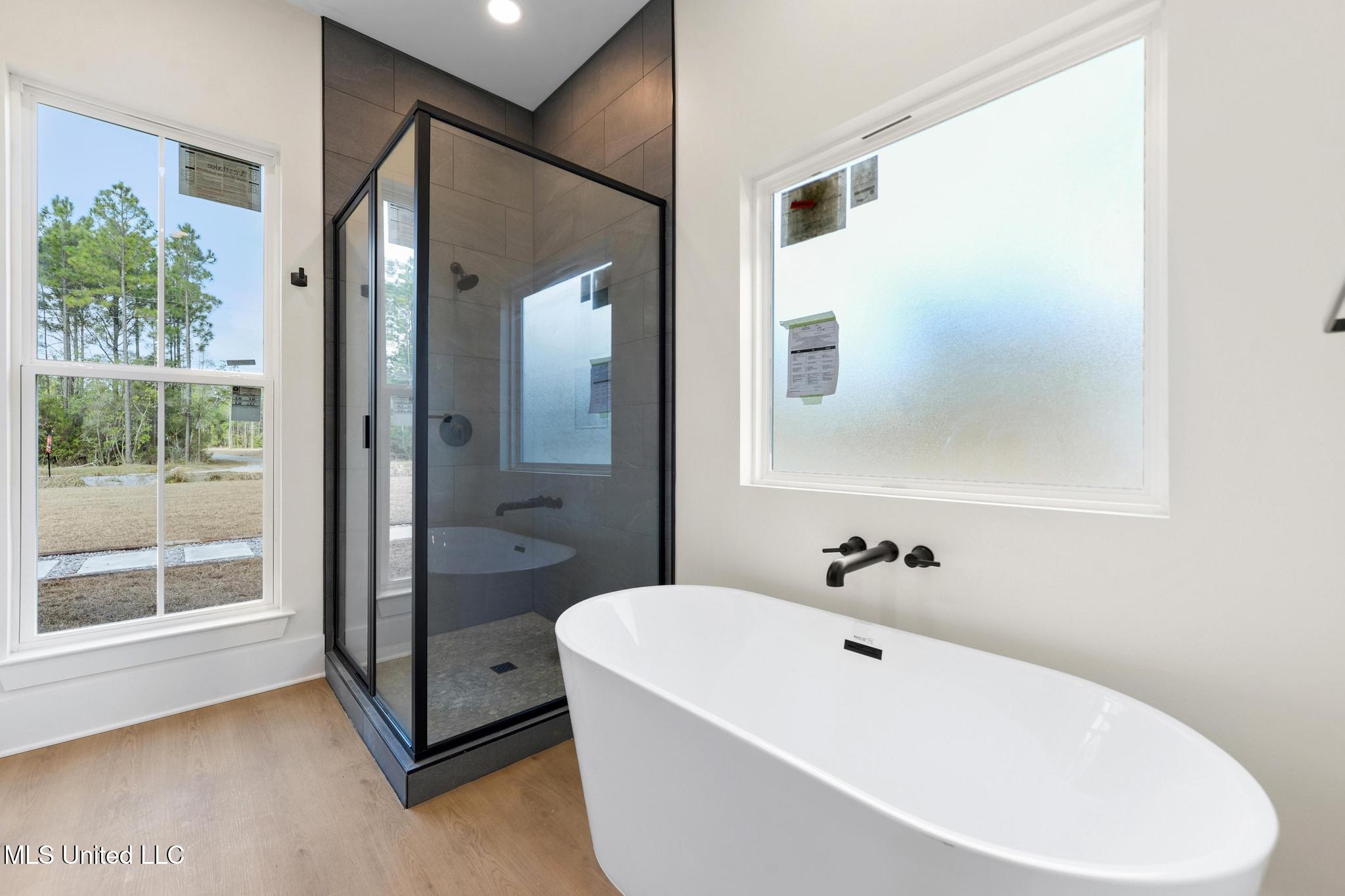 13401 Cox Road Ocean Springs, MS 39565 - Photo 19 of 37 019