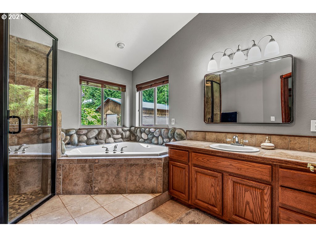 211 Hartford Road Kalama, WA 98625 - Photo 15 of 32 Gallery Image 15