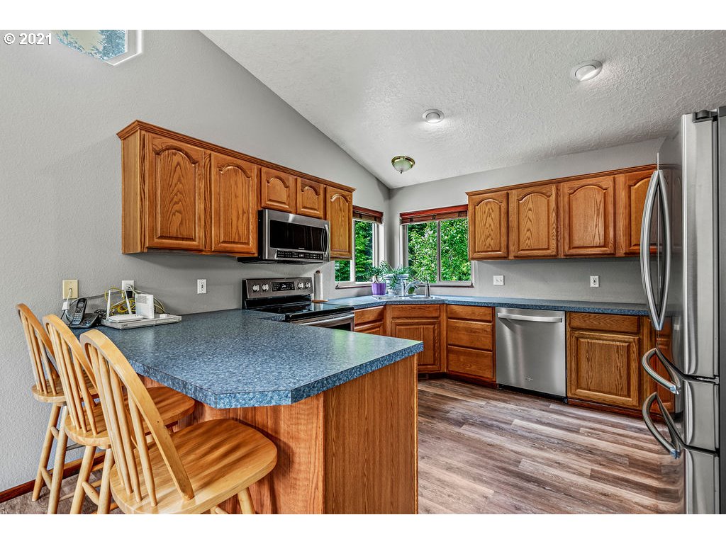 211 Hartford Road Kalama, WA 98625 - Photo 9 of 32 Gallery Image 9