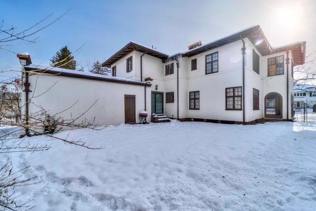 $370,000 | 1000 West Washington Avenue, Jackson, MI 49203