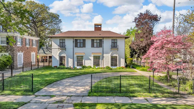 $370,000 | 1000 West Washington Avenue, Jackson, MI 49203