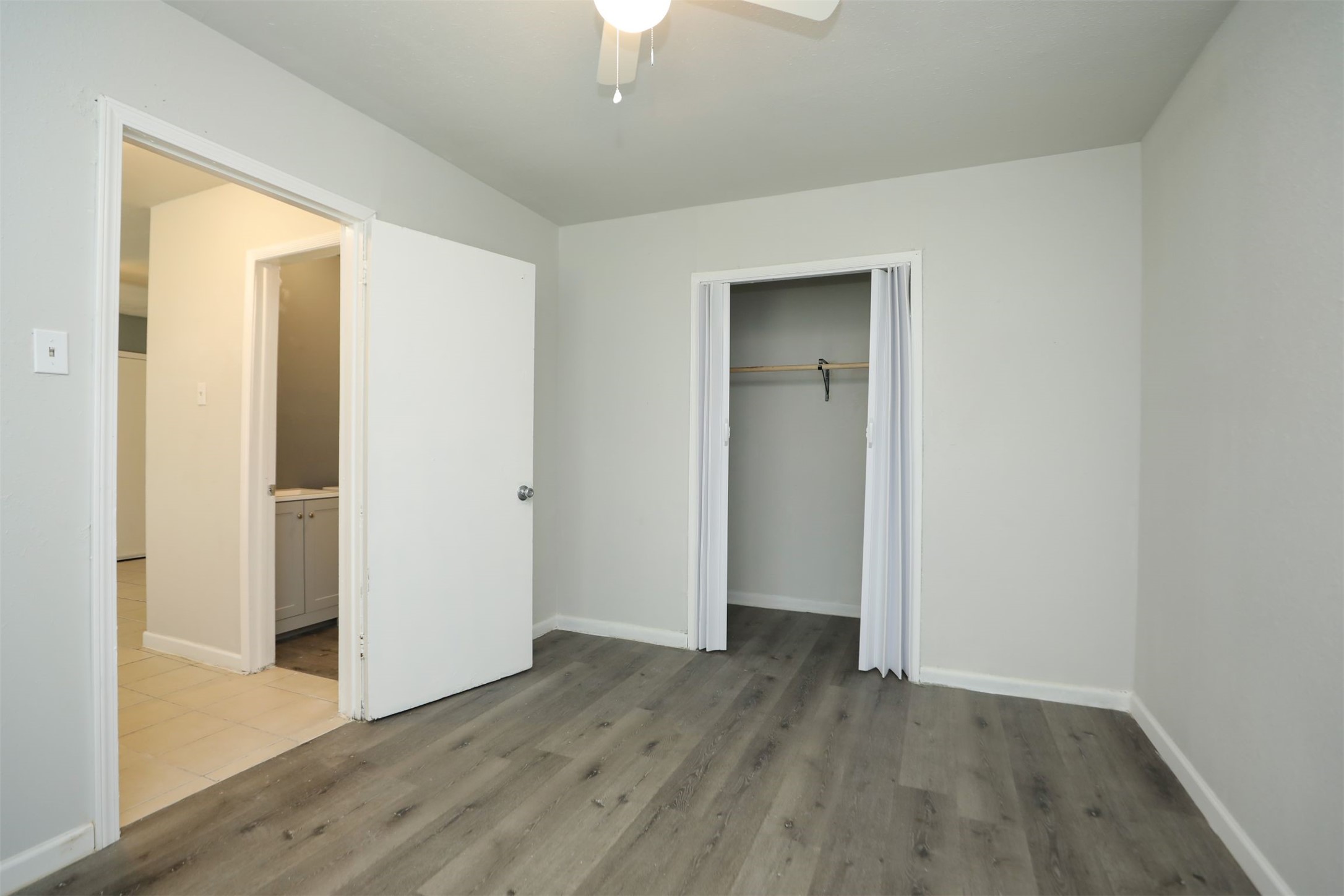 2814 Winbern Street Houston, TX 77004 - Photo 14 of 21 a view of hallway with wooden floor