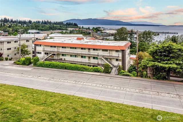 $459,777 | 1014 11th Street, Unit 103, Bellingham, WA 98225