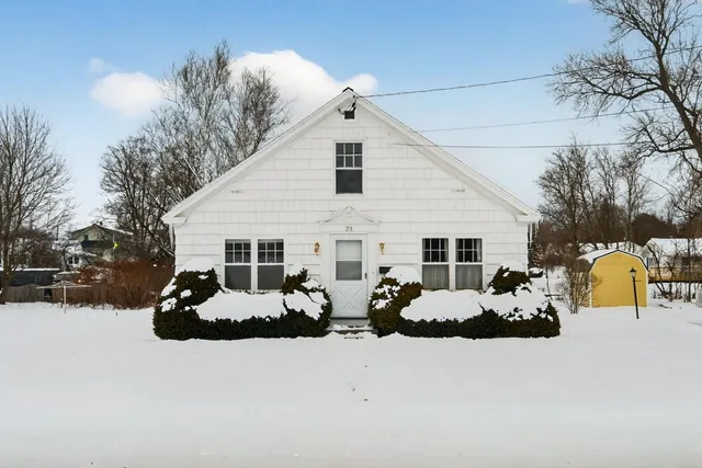 $240,000 | 23 Vernon Street, Rutland, VT 05701