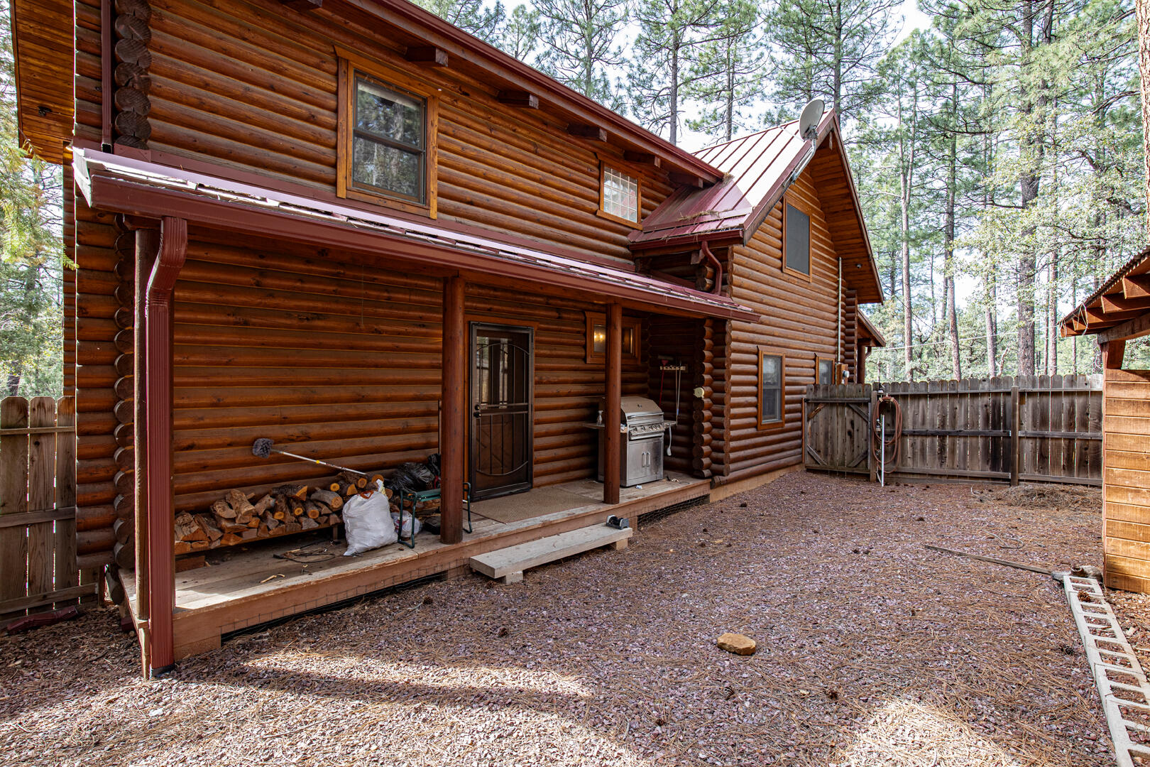 423 Meadow Way Payson, AZ 85541 - Photo 31 of 38 Back porch 1