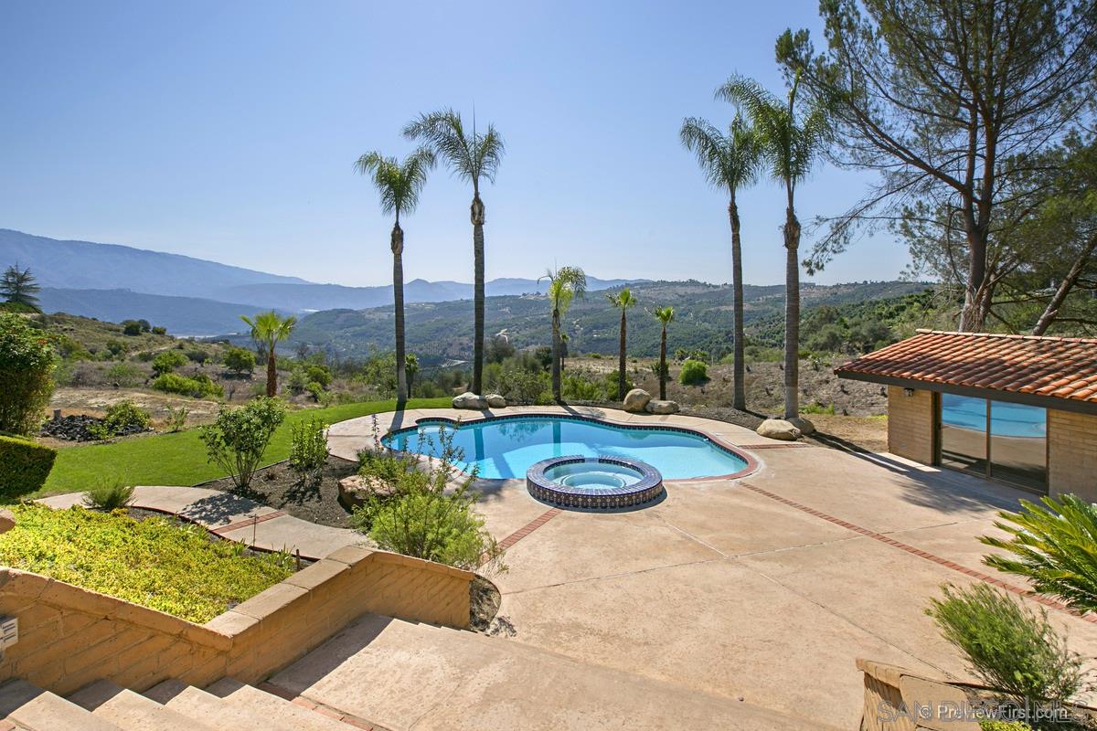 32419 Cole Grade Road Valley Center, CA 92082 - Photo 21 of 24