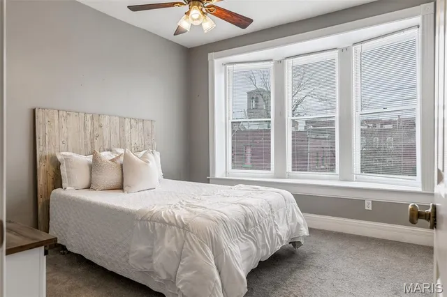 $249,000 | 909 Victor Street, St. Louis, MO 63104