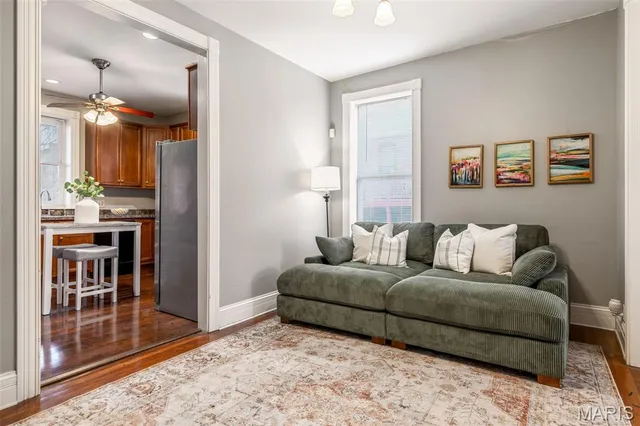 $249,000 | 909 Victor Street, St. Louis, MO 63104