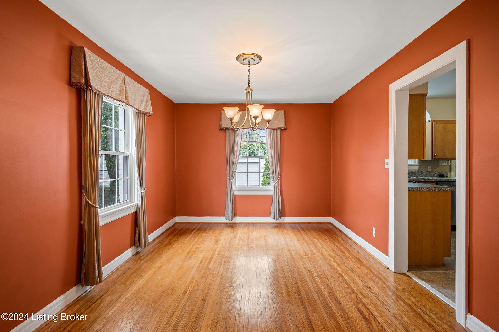 3007 Dundee Road Louisville, KY 40205 - Photo 10 of 40 10-web-or-mls-3007-dundee-rd