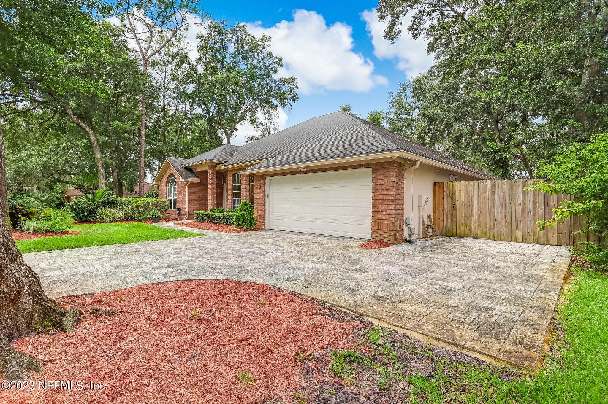 613 Hummingbird Court St. Johns, FL 32259 - Photo 28 of 29 a house with outdoor space