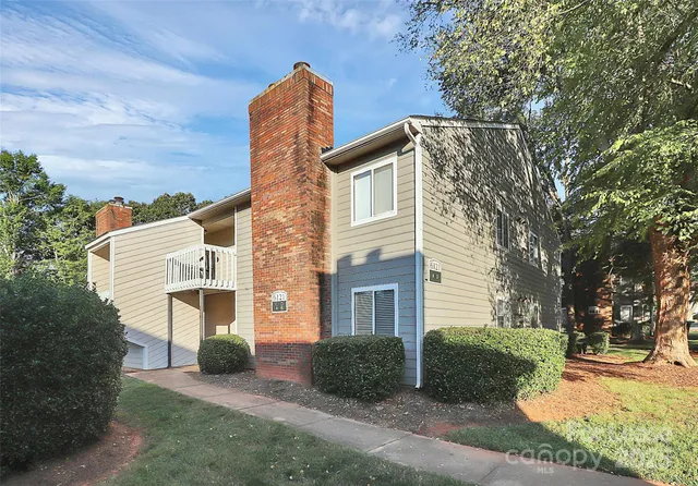 $1,180 | 6121 Heathstone Lane, Unit B, Charlotte, NC 28210