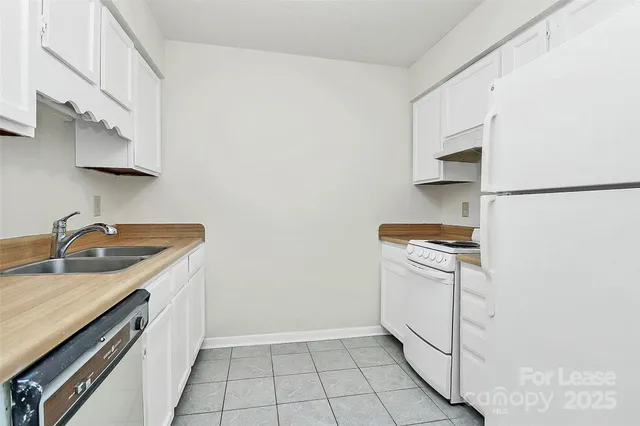 $1,180 | 6121 Heathstone Lane, Unit B, Charlotte, NC 28210