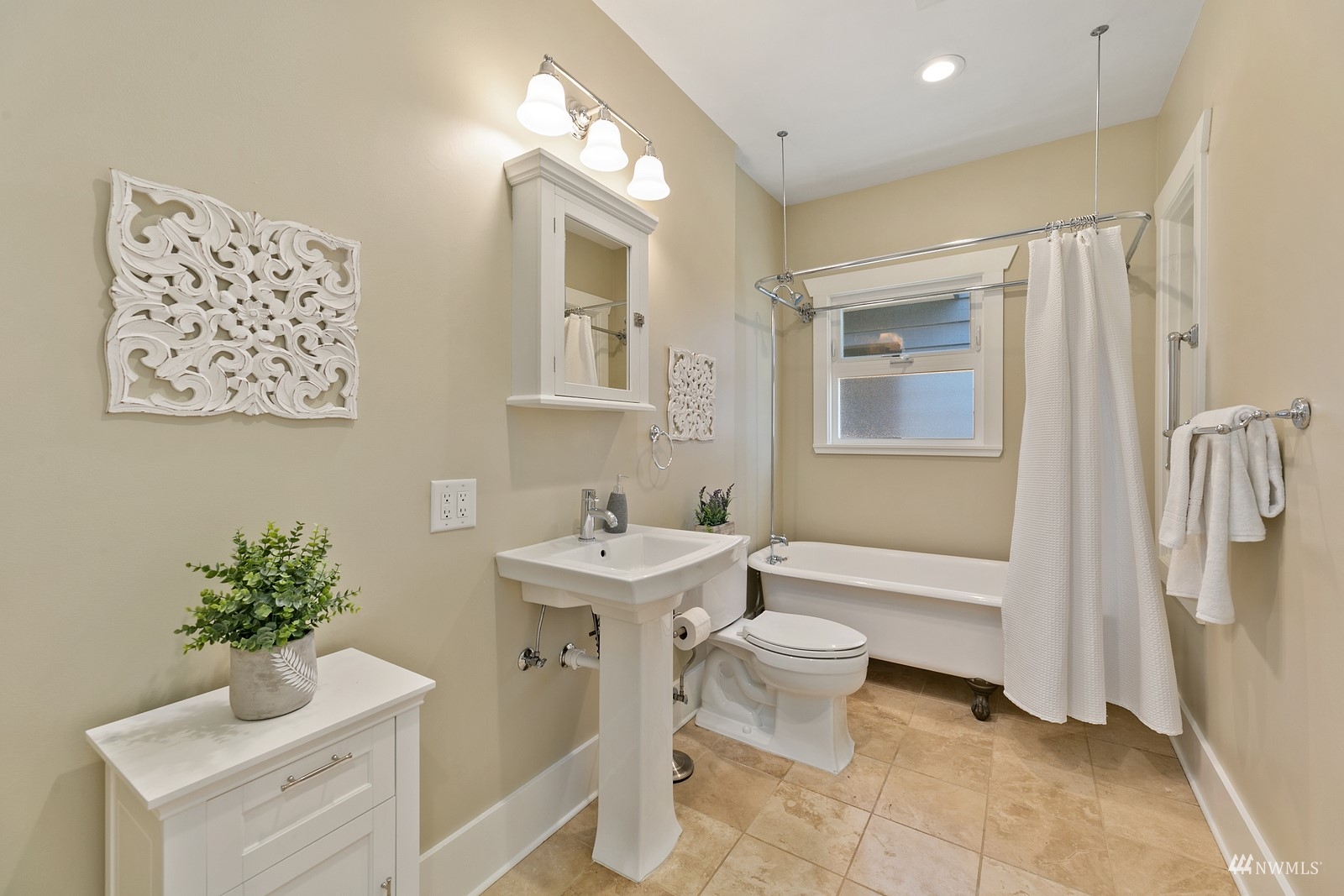 363 Northwest 50th Street Seattle, WA 98107 - Photo 12 of 32