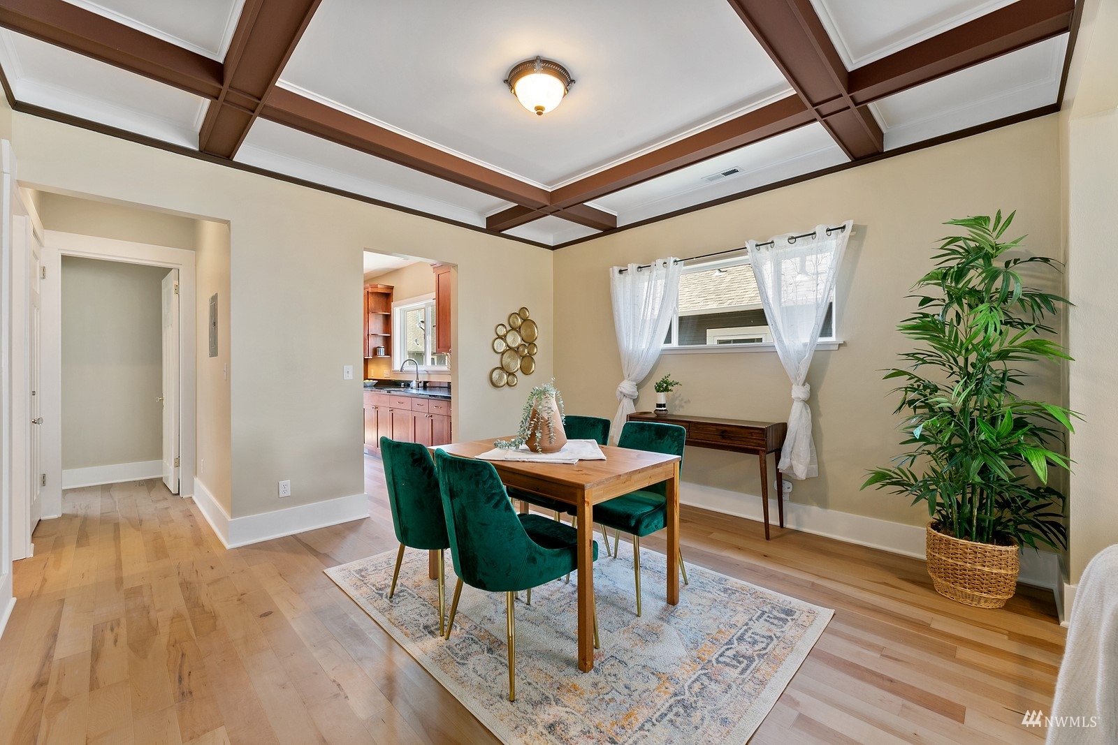 363 Northwest 50th Street Seattle, WA 98107 - Photo 4 of 32