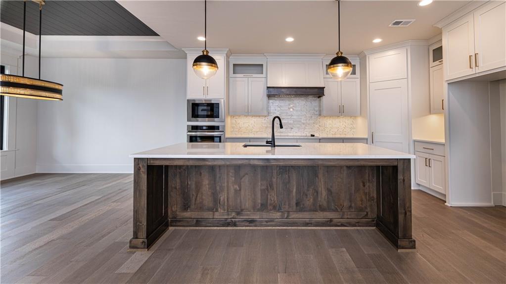 111 Teton Ridge Lake Winnebago, MO 64034 - Photo 6 of 28