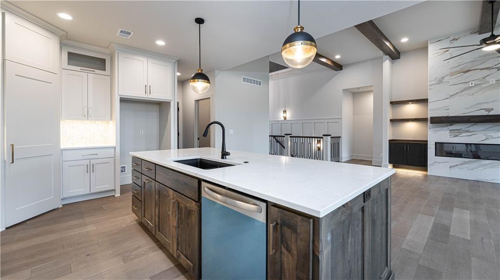 111 Teton Ridge Lake Winnebago, MO 64034 - Photo 8 of 28