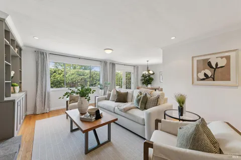 $995,000 | 404 Vendola Drive, San Rafael, CA 94903
