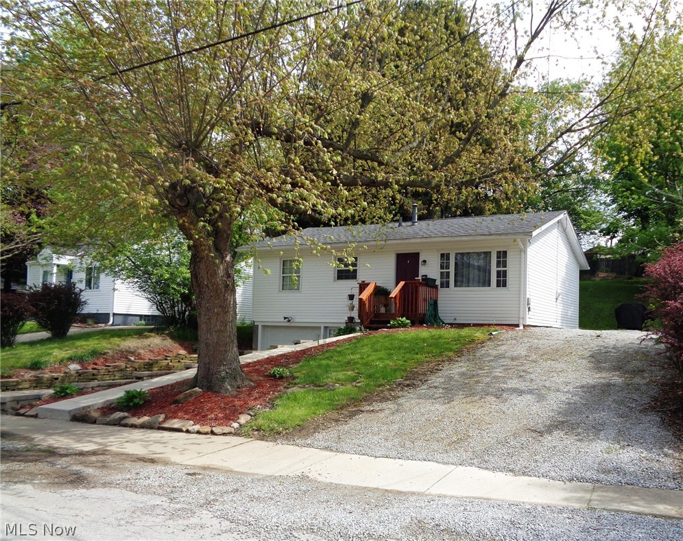 182 North Seneca Street Rittman, OH 44270 - Photo 2 of 25
