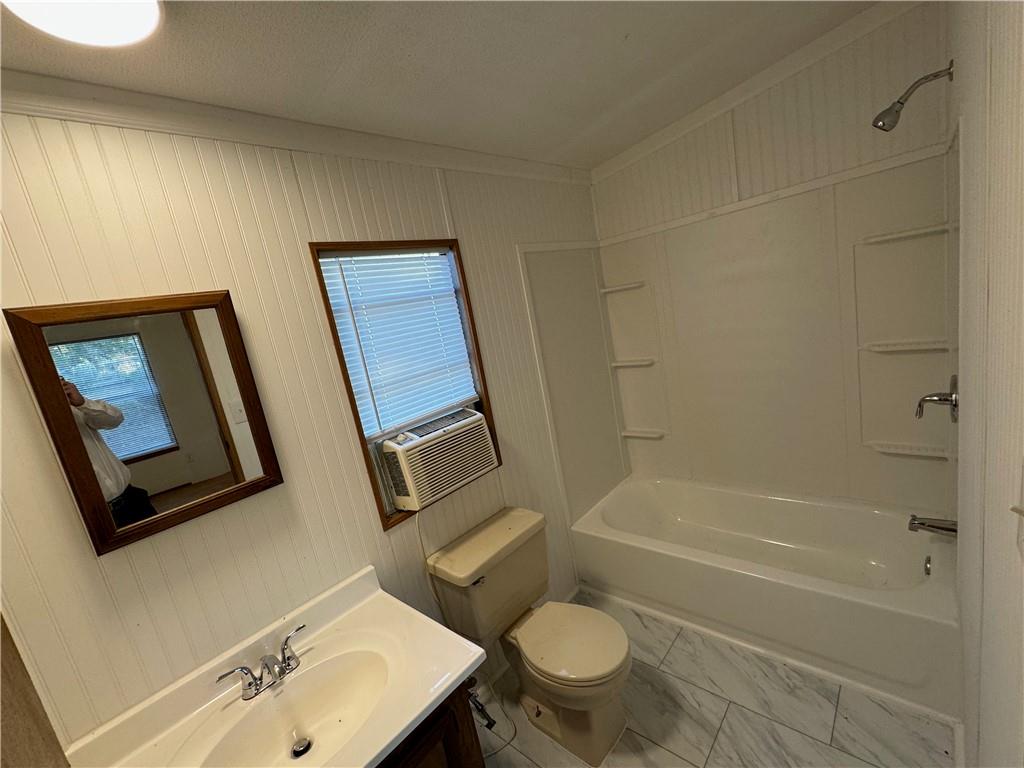 131-127 Hall Subdivision Road Montgomery, LA 71454 - Photo 14 of 24 Gallery Image 14