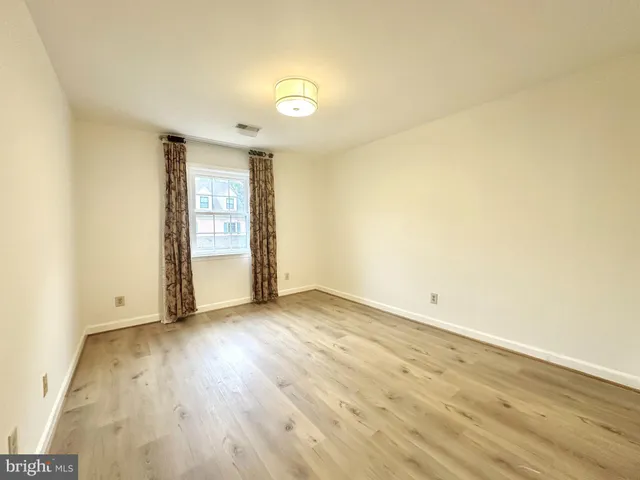 $4,200 | 6353 Brampton Court, Alexandria, VA 22304