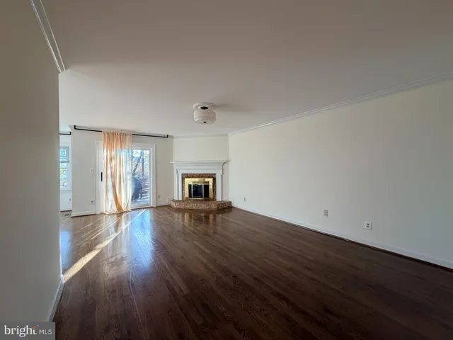 $4,200 | 6353 Brampton Court, Alexandria, VA 22304