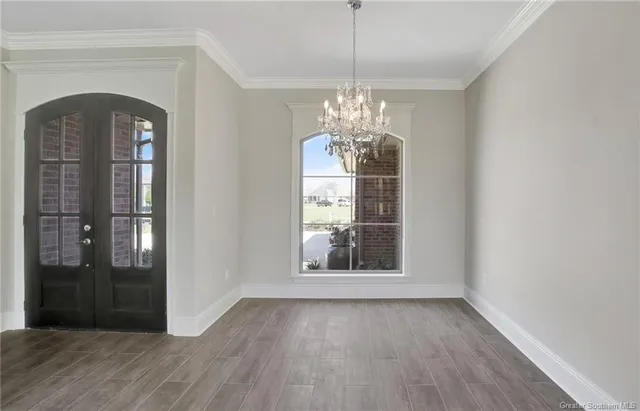 $665,000 | 6508 White Oleander Circle East, Lake Charles, LA 70605