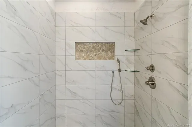 $665,000 | 6508 White Oleander Circle East, Lake Charles, LA 70605