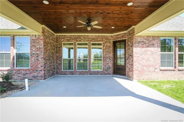 $665,000 | 6508 White Oleander Circle East, Lake Charles, LA 70605