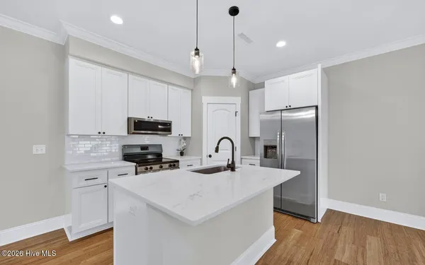 $565,000 | 404 South Bodenheimer Street, Burgaw, NC 28425